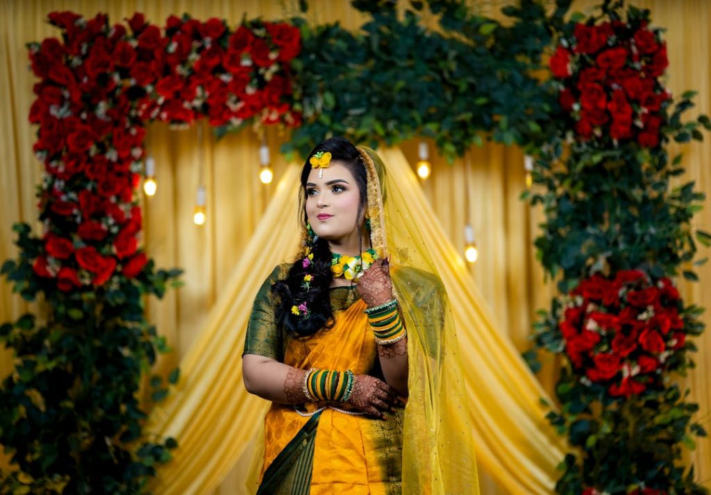 free-photo-of-elegant-south-asian-bride-in-traditional-attire
