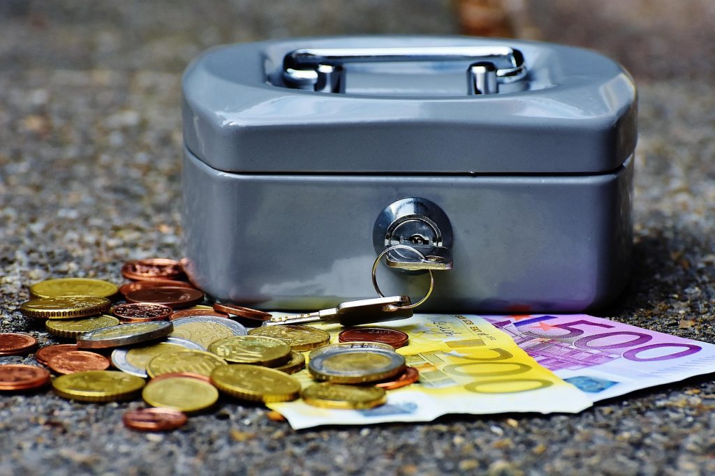 Expert Tips for Personal Finance in 2025