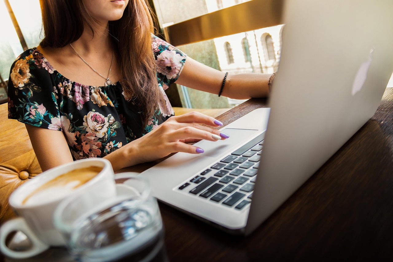 Cybersecurity in the Age of Hyper-Connectivity: Navigating the Growing Threat Landscape